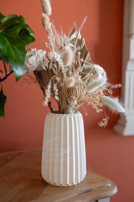 VASE EMY